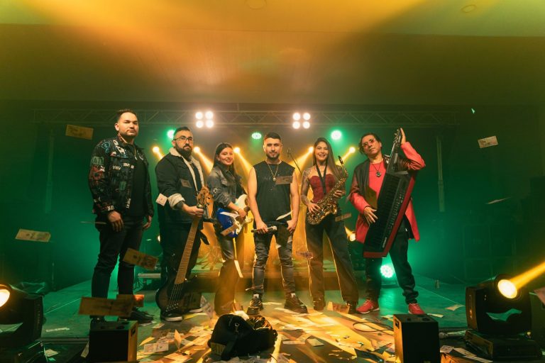 UBanda se une con Christian Jaramillo para cantarle a los amores frenados en el bolero 'Pero tú'