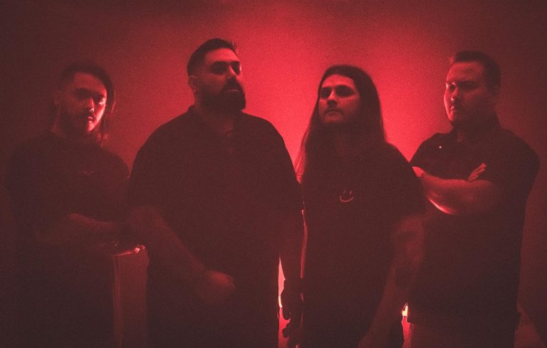 EXTINGUE TU CREDO se acerca a su segundo disco con el estreno de “Bajando el Río”