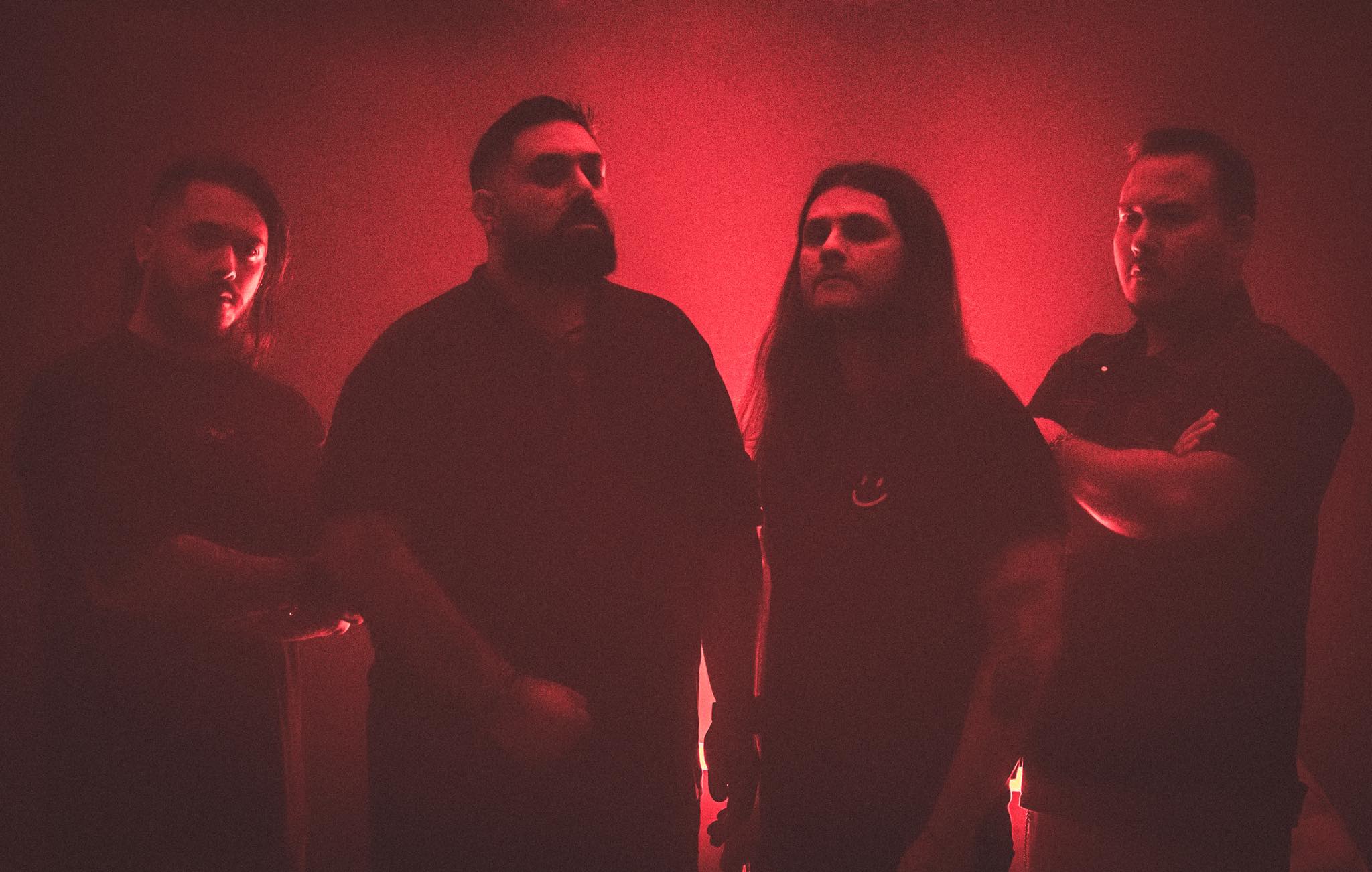 EXTINGUE TU CREDO se acerca a su segundo disco con el estreno de “Bajando el Río”