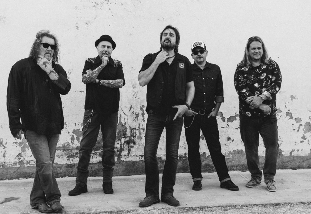 The Boosters presenta su primer single “Cold Early Morning”